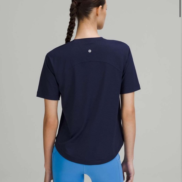 WANT GONE! Lululemon Tough Training Crewneck in Night Sea - Picture 3 of 5